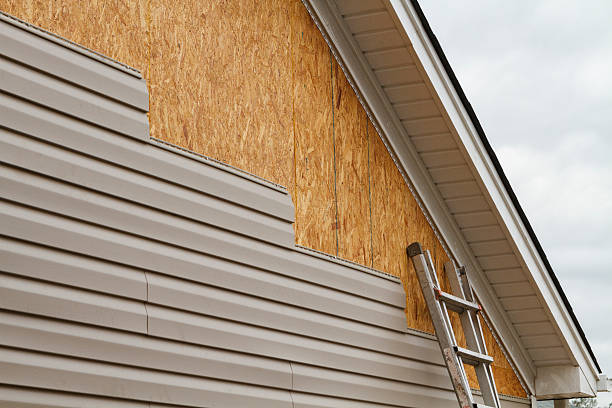 24/7 Emergency Siding Repair experts in North Andover, MA